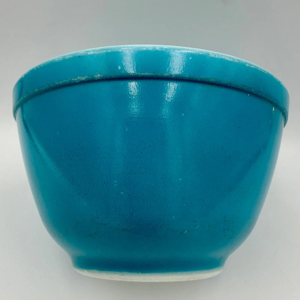 Vintage Pyrex 401 Turquoise Blue Mixing Bowl 1.5 Pint Milk Glass Mid Century